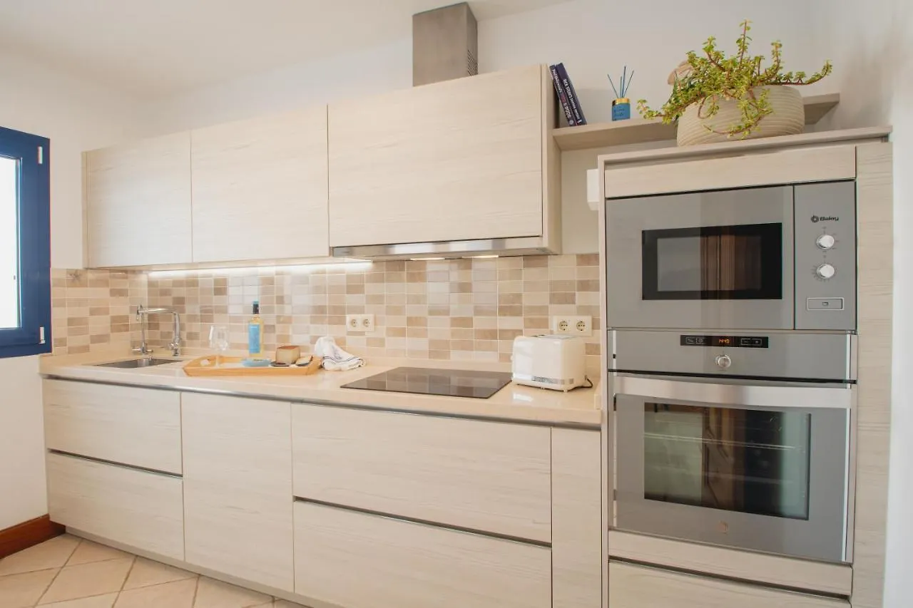 Vakantiehuis Frontline Villa 26, Modern Coastal Design With Amazing Views Puerto Calero Spanje